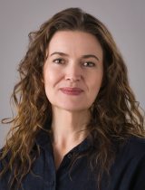 portrait of Desiree R. Huntley NP