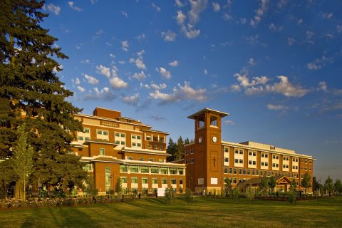 Exterior building photo of Sacred Heart at RiverBend Medical Center